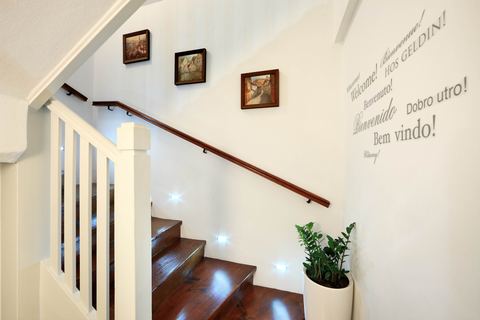 Pokoje – Recepce a chodby